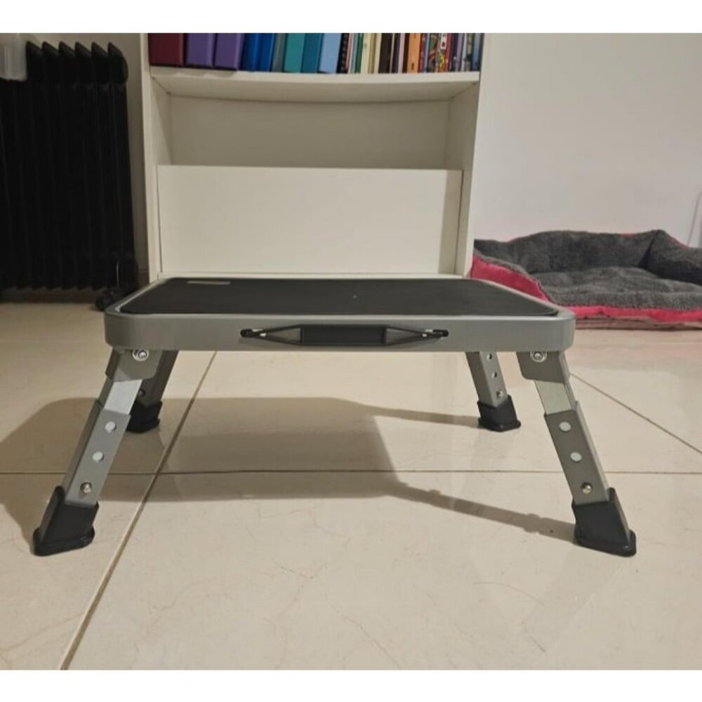 Foldable Step Stool, Adjustable Step Stool with a Non-Slip Platform, Step Ladder